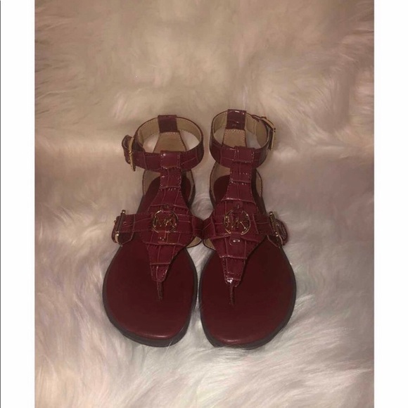 Sandals - Picture 1 of 2